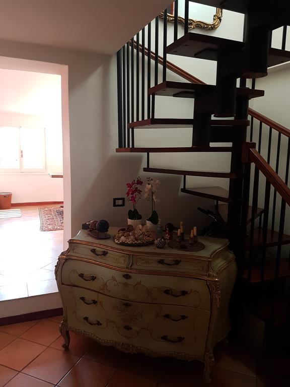 B&B Via Dei Mille เนเปิลส์ ภายนอก รูปภาพ